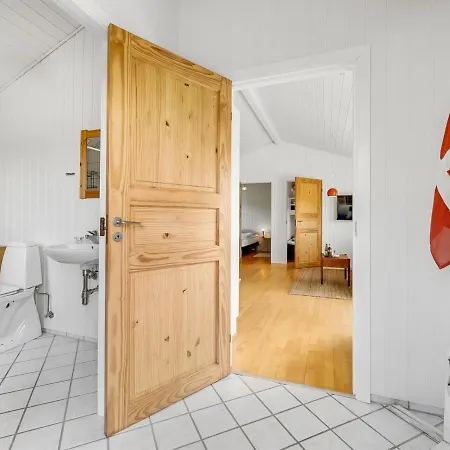 別荘 Koebes - 200m From The Sea In Western Jutland By Interhome *