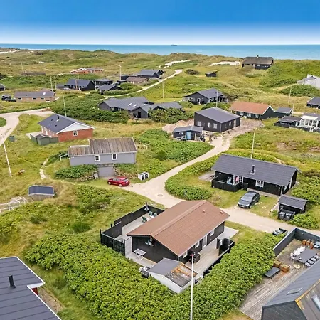 Koebes - 200m From The Sea By Interhome Feriehus *